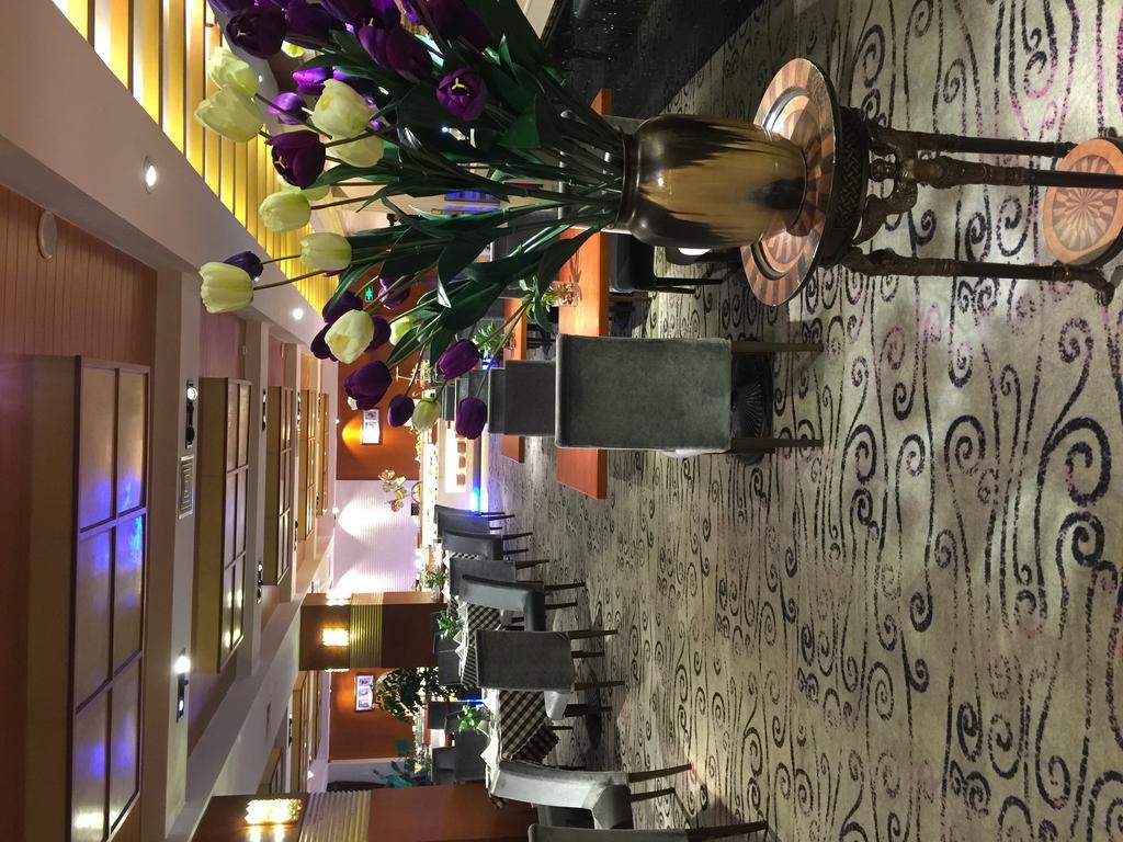 Dynasty International Hotel Куньмин Экстерьер фото
