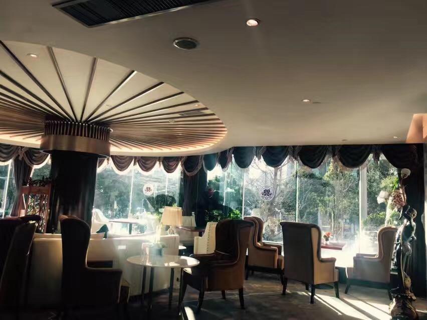 Dynasty International Hotel Куньмин Экстерьер фото